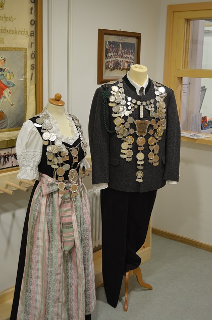 Waldramer Schützentracht